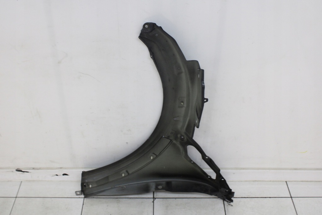 Крыло  правый  перед передний mini paceman r61 2012r- b11 - код лакокрасочного покрытия Цена