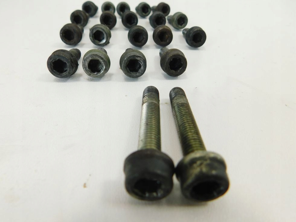 фото №8, Болти картера оливи 2.2 hdi peugeot 807 citroen c5