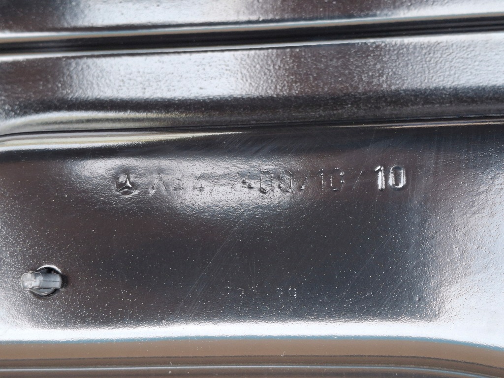 Vito v-klasa w447 скло кришки задній велика хром a447400710 в Україні