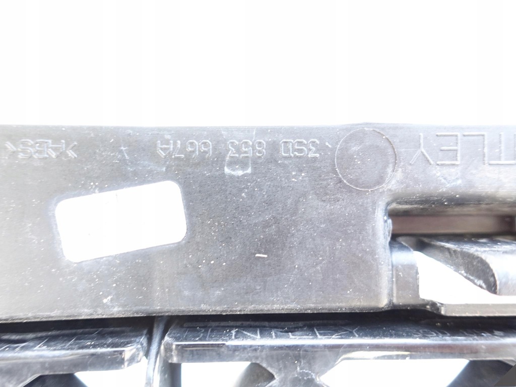 фото №10, Bentley continental gt 3sd 18- камера решётка радиатора перед