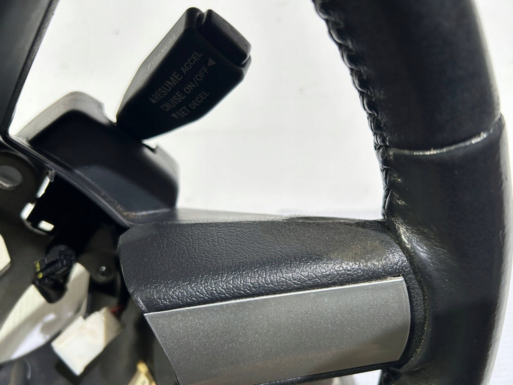 фото №7, Повітропровід шкіра dodge challenger srt8 2008r-