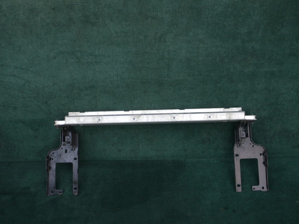 Купити Балка під  радіатор болти land rover discovery sport l550 рестайлінг  2019-