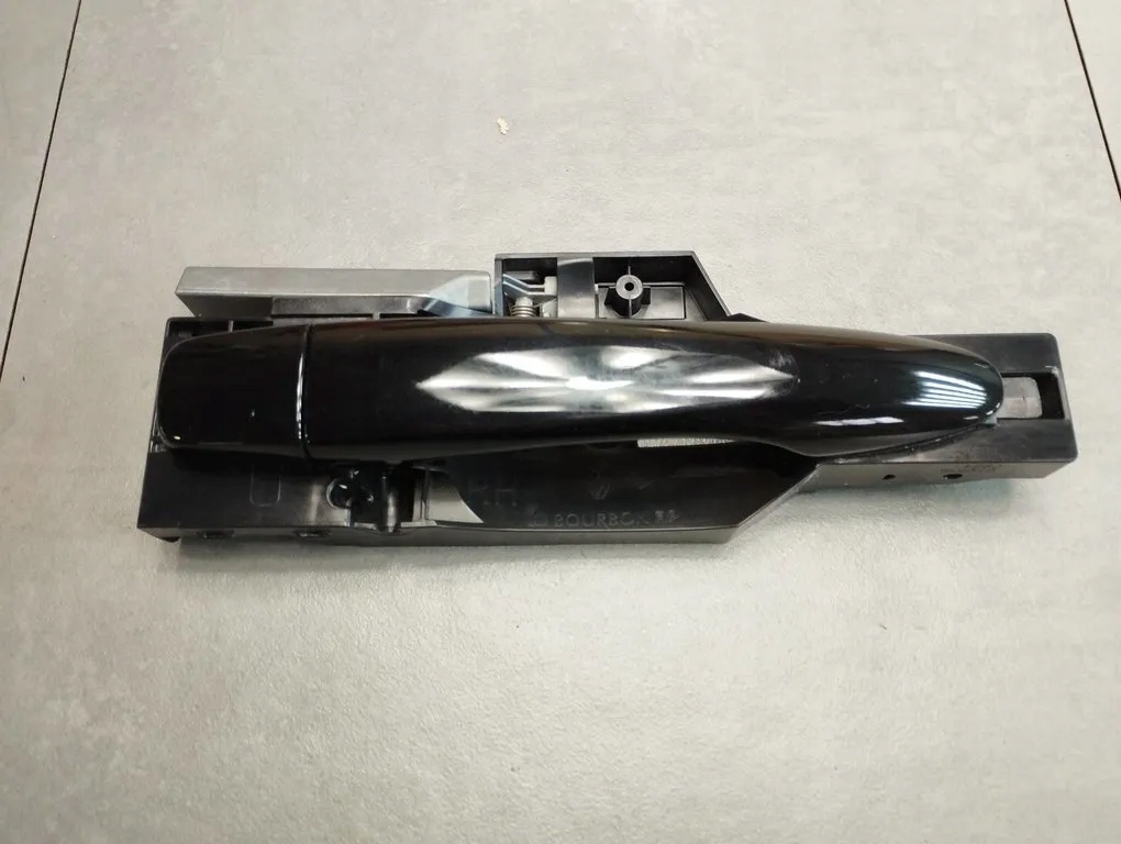 фото №1, Renault kadjar ручка правая задняя tegne