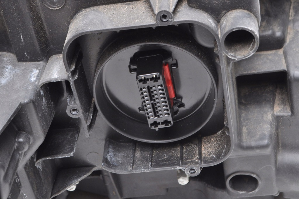 Volvo xc90 ii лампа full led левая передняя левый перед 31353155 Недорого