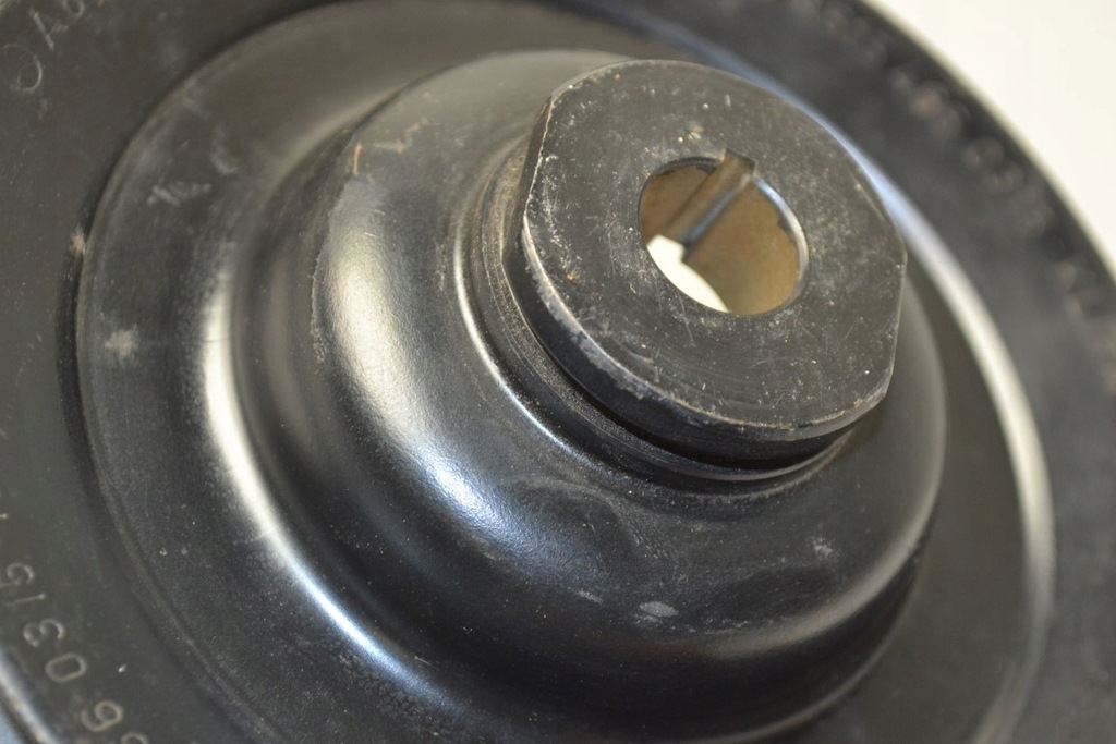 фото №5, Mercedes w123 240d шкив насоса усилителя