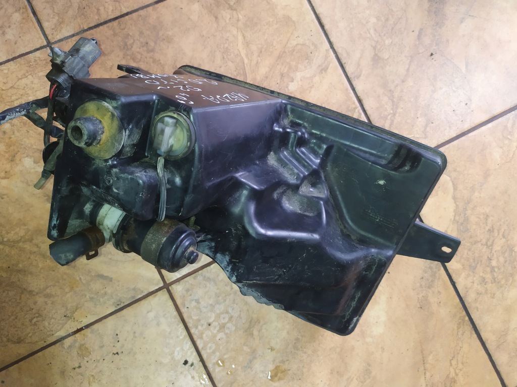 фото №7, Mazda оригінальний номер 855341054 бачок омивача