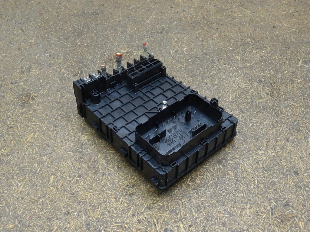 фото №15, Vw sharan seat alhambra 7n 10-20 коробка основание предохранителей 3c0937125