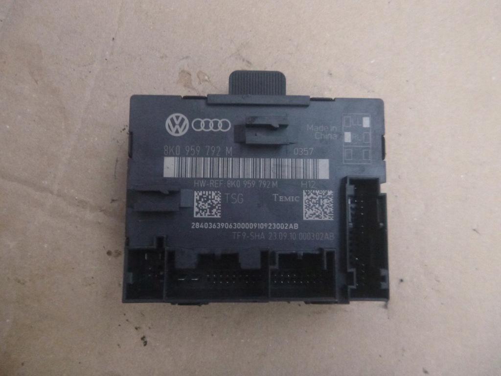 фото №1, Модуль дверь правый перед audi a4 b8 8k0959792m