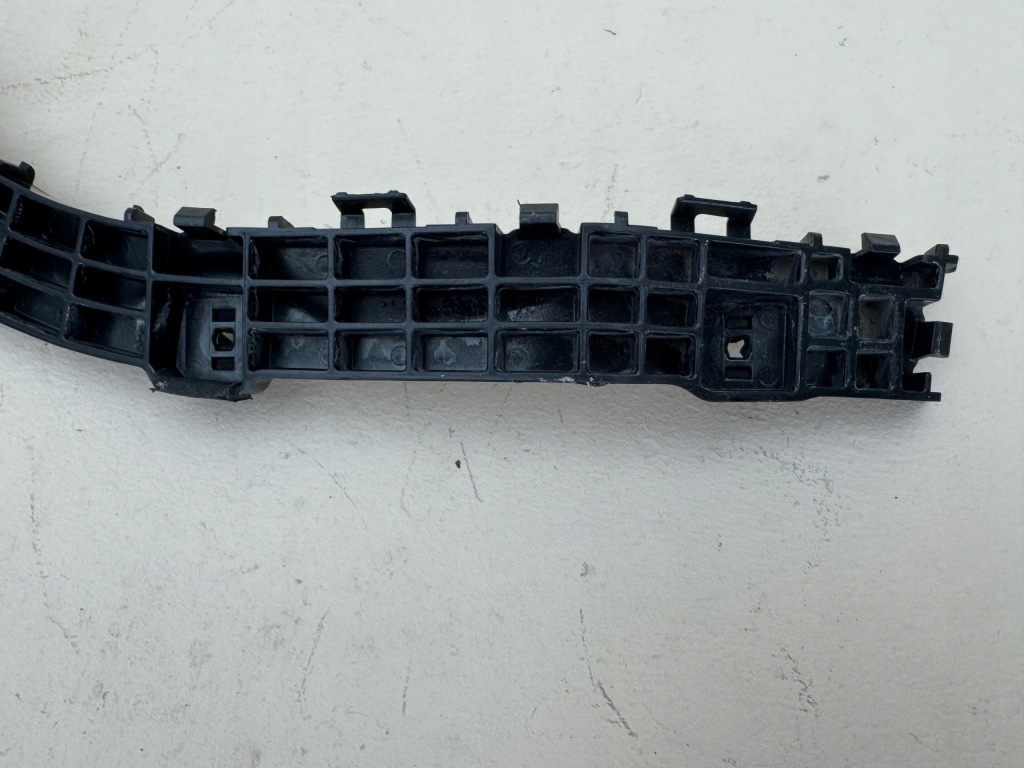 Suzuki vitara iii 3 15r- направляющая кронштейн бампера левый задняя задний 71832-54p0 Недорого