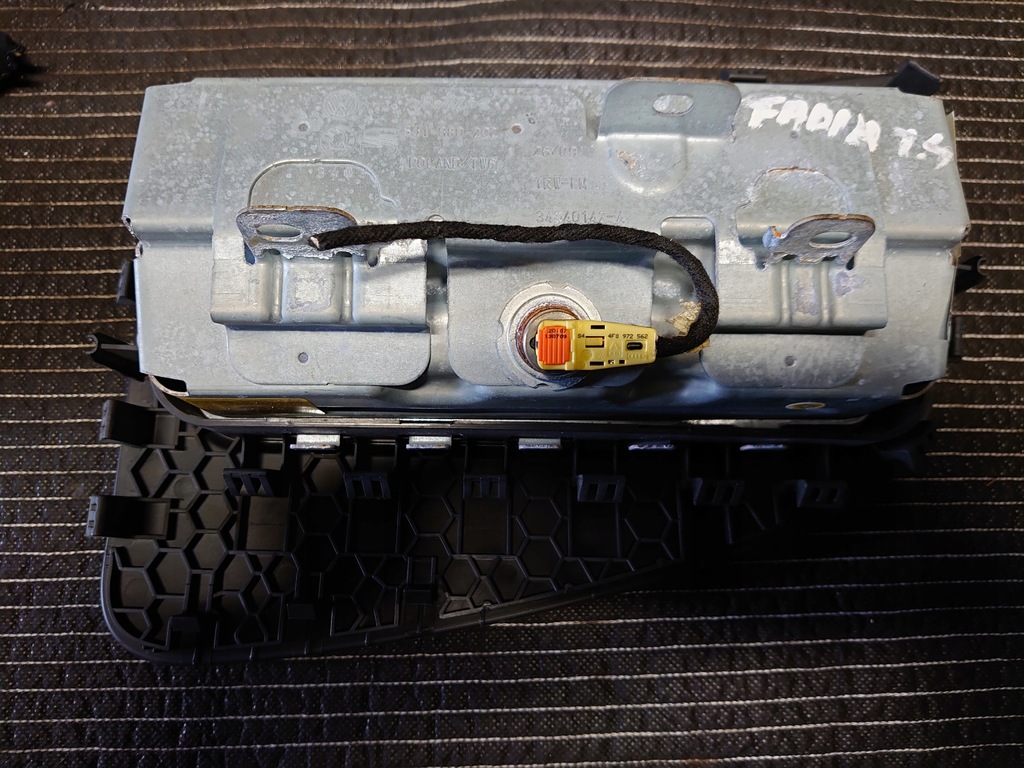 фото №8, Skoda roomster fabia ii lift 10-14 подушка безпеки подушки безпеки натягувачі ремені kpl