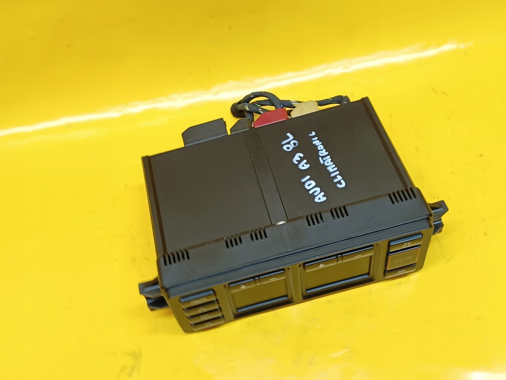 фото №9, Панель кондиціонер audi a3 8l 97-03r 8l0820043b