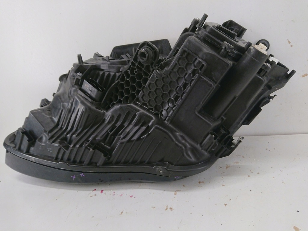 фото №13, Vw touareg 3 iii 761 лампа права перед передня