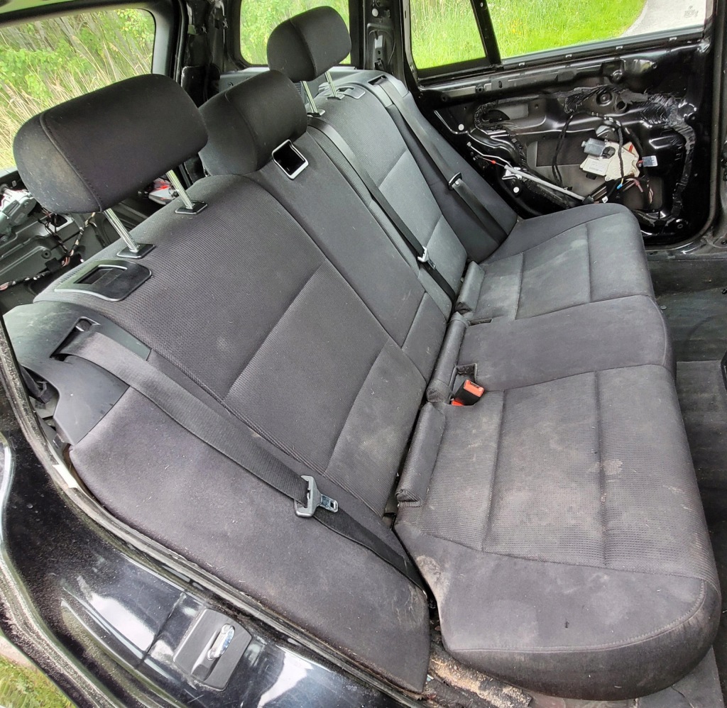 фото №1, Заднее сиденье задняя задняя bmw x3 e83 тканевая