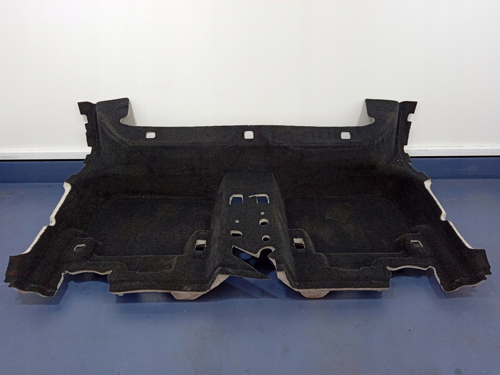 фото №1, Bmw 1 f40 обшивка пол задняя 7462696