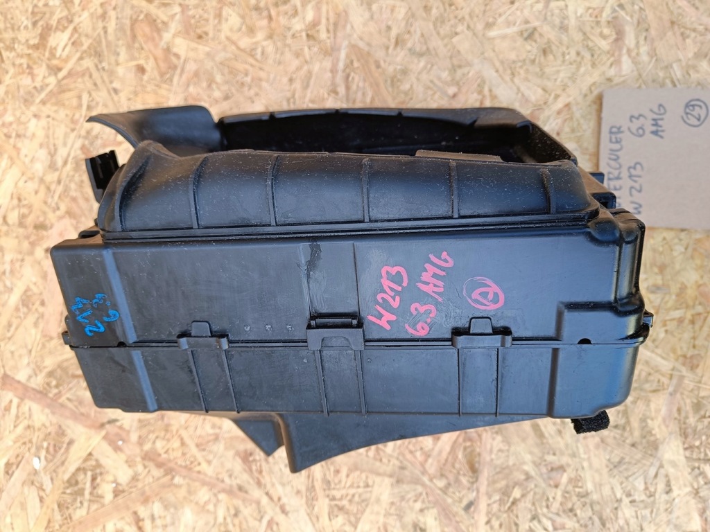 Mercedes w213 6.3amg amg дополнительная радиатор воды a2135005100 в Украине