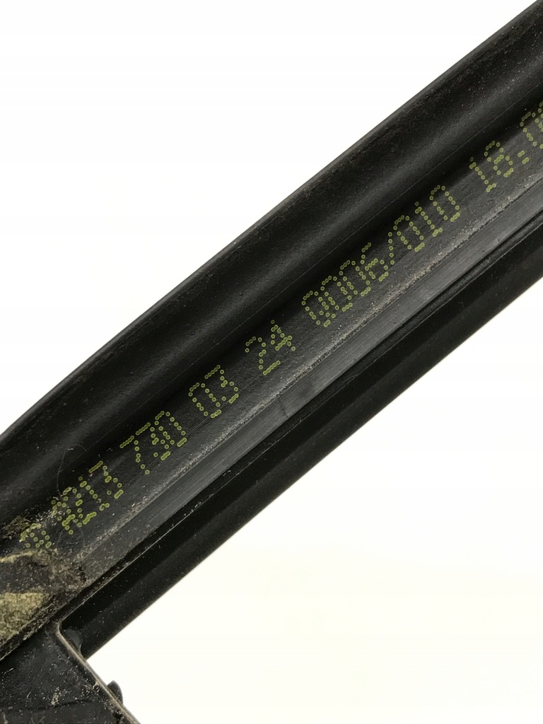 фото №9, Mercedes w213 молдинг уплотнитель дверь левый задняя