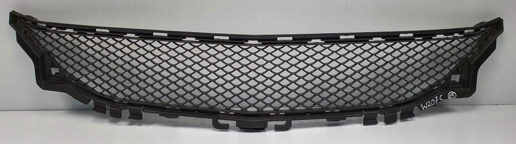 Купить Решётка бампера перед mercedes w207 a2078850224