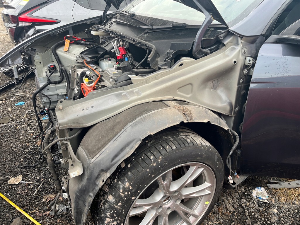 фото №1, Четверть левый перед tesla y pmng