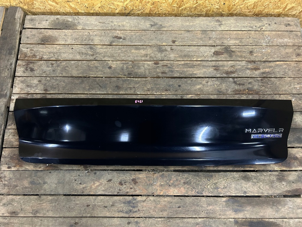 Купить Накладка крышки багажника mg marvel r electric