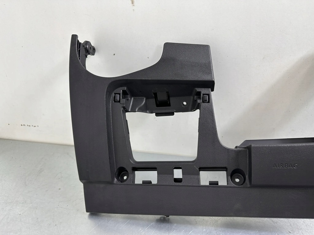 фото №7, Volkswagen golf sportsvan 2016 панели приборная, консоль