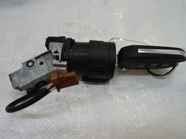 фото №8, Opel combo e 1.5 bluehdi бортовий комп'ютер набір стартовий ключ замок запалювання