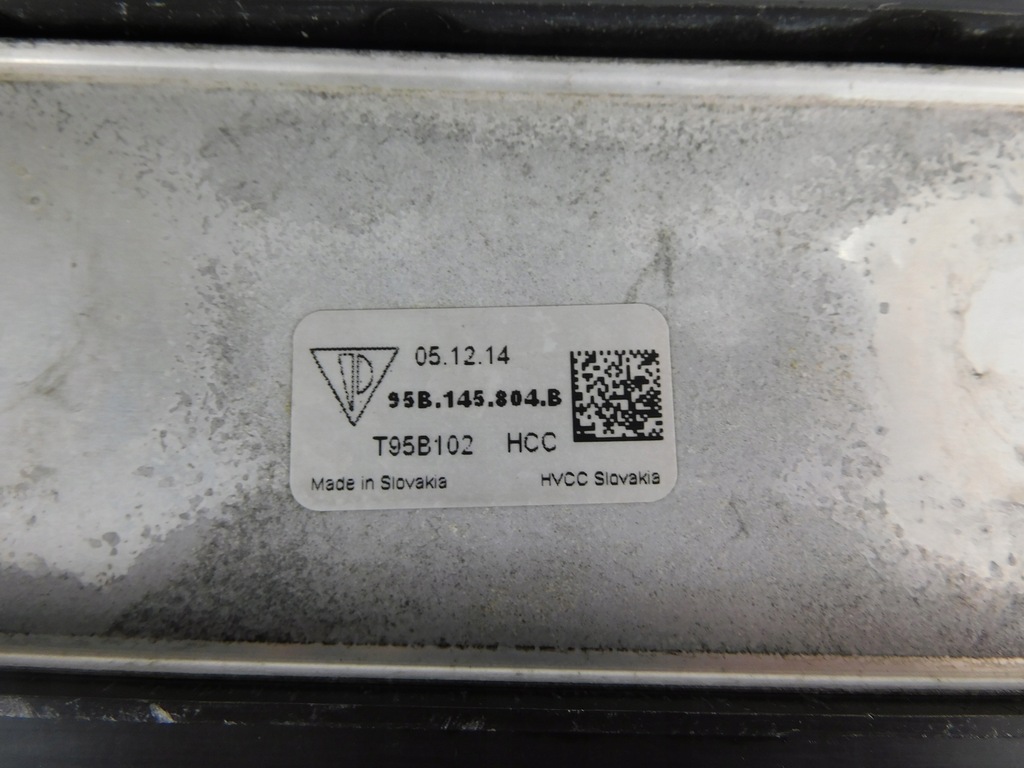 фото №10, Porsche macan 95b радіатор повітря інтеркулер правий porsche 95b145804b