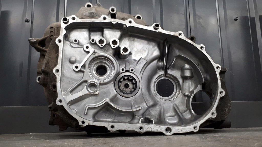 фото №14, Корпус коробки передач honda cr-v ii 2.0 01r 150km