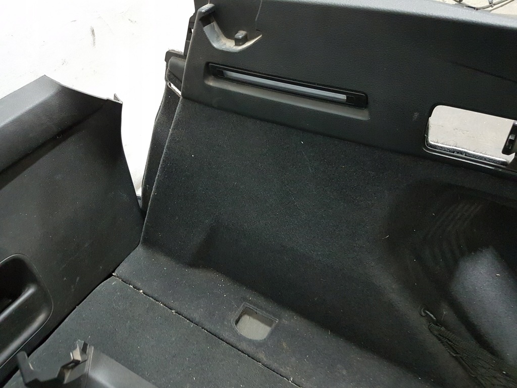 фото №6, Обладнання багажника audi etron 4ke багажник e-tron