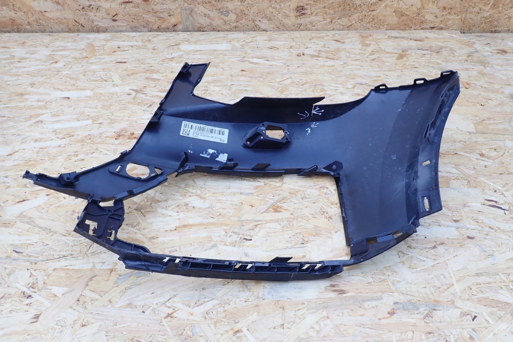 Бампер передній перед правий кутик audi q2 81a 81a807438a oem Доставка