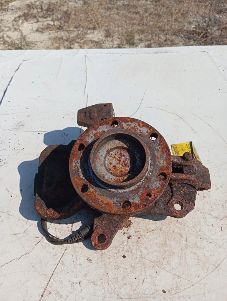 фото №3, Поворотный кулак ступица перед левая vw crafter sprinter