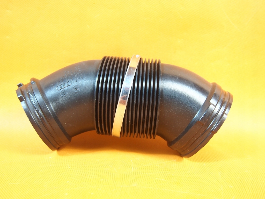 фото №6, Audi a7 4g труба шланг воздуха 059129615q 24km