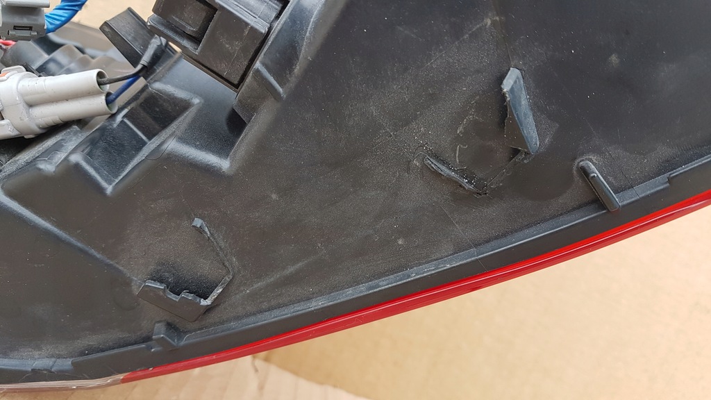 фото №11, Лампа задняя правая toyota camry led