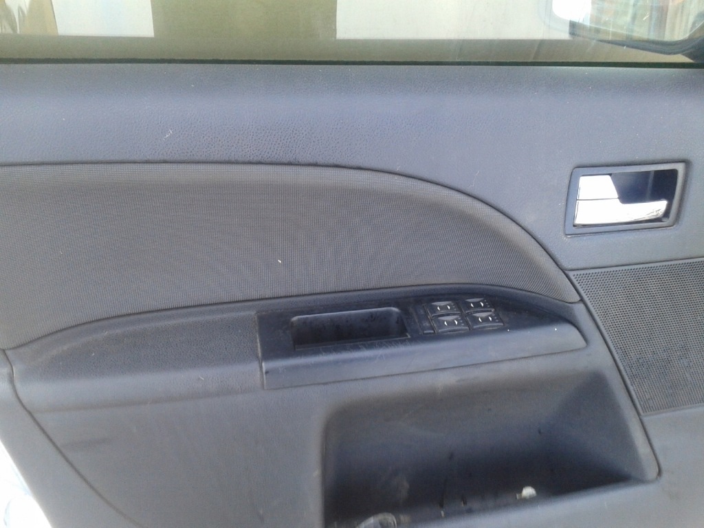 Дверь левый перед левая передние + зеркало ford mondeo iii mk3 00-07 83 в Украине