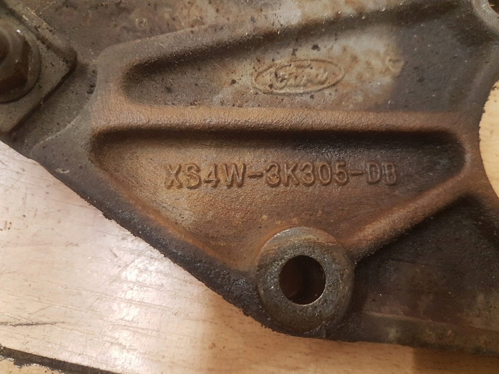 фото №3, Кронштейн підпора піввісь ford focus mk1 2.0 8v