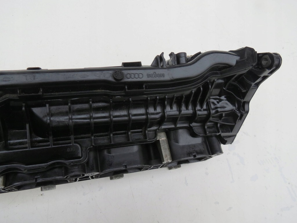 фото №7, Колектор всмоктуючий audi s7 4.0 tfsi 079133109a