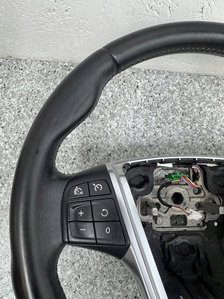 фото №7, Воздуховод volvo s60 ii v60 i 2011-2018 34110217 кожа