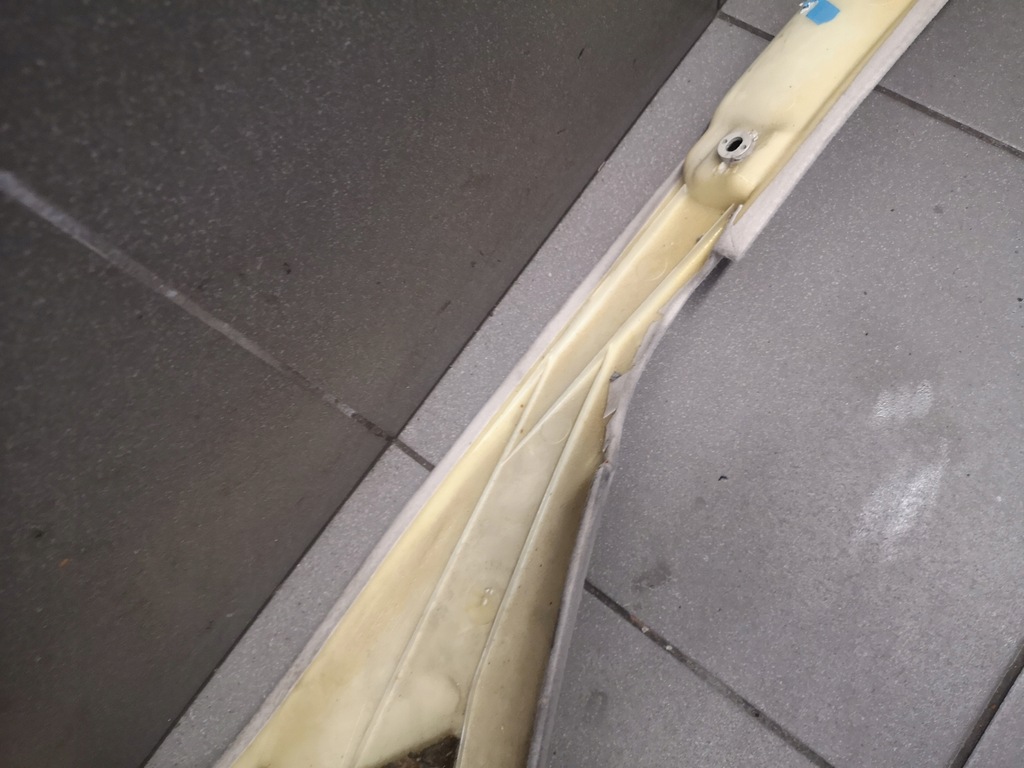 фото №15, Защита стойка правый задняя audi a8 d2 krem 4d0868290