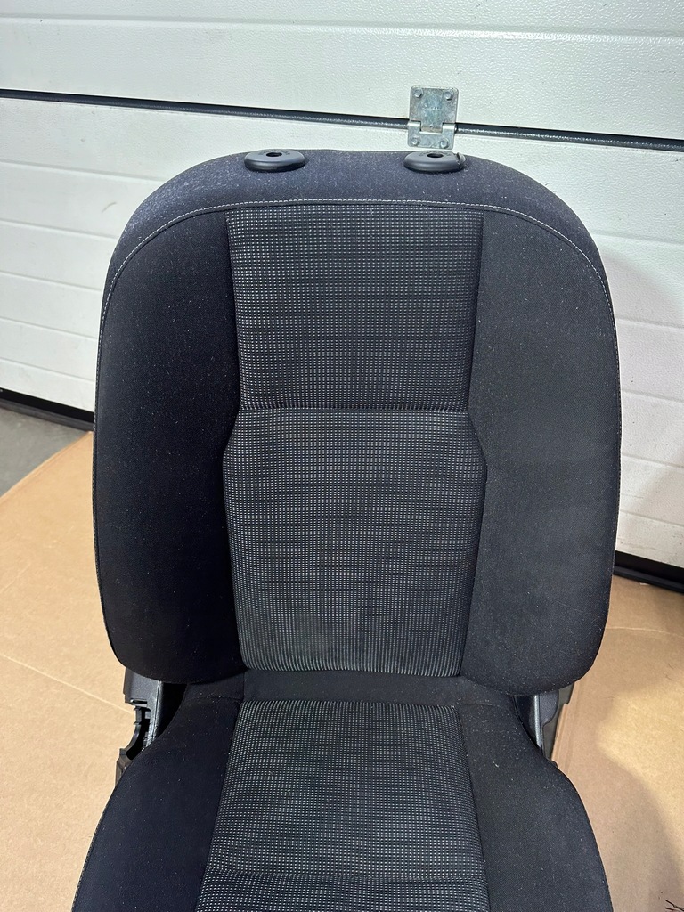 фото №8, Сидіння передні, сидіння перед, матеріал правий, лівий mercedes c klasa w204