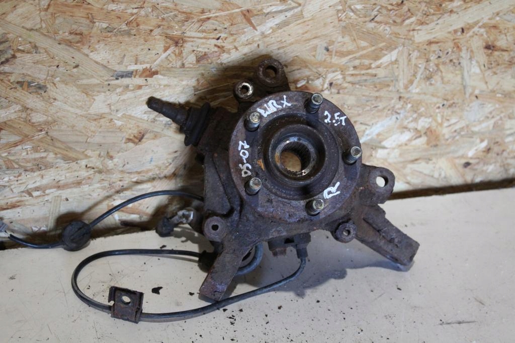 фото №1, Поворотный кулак ступица правая r subaru impreza wrx 2.5t 05-07