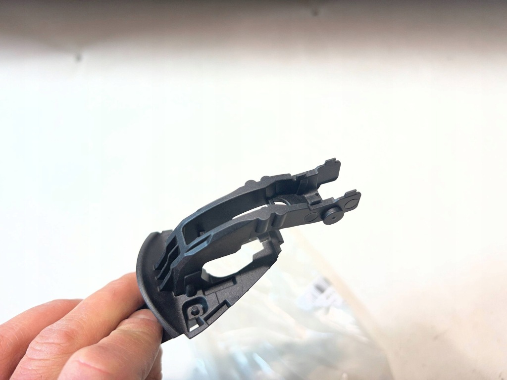 Ручка зовнішня двері лівий перед audi a3 8y 8y0837205 в Україні