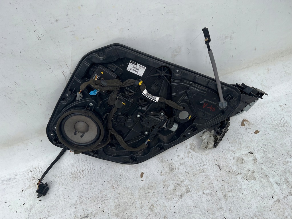 фото №1, Volvo v40 ii подъемник дверь правый задняя