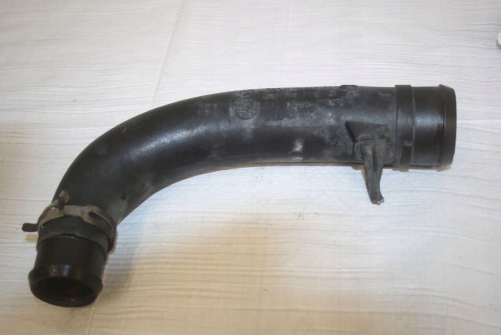 фото №8, Труба воздуха skoda fabia ii 1.4 tdi 6q0145770g