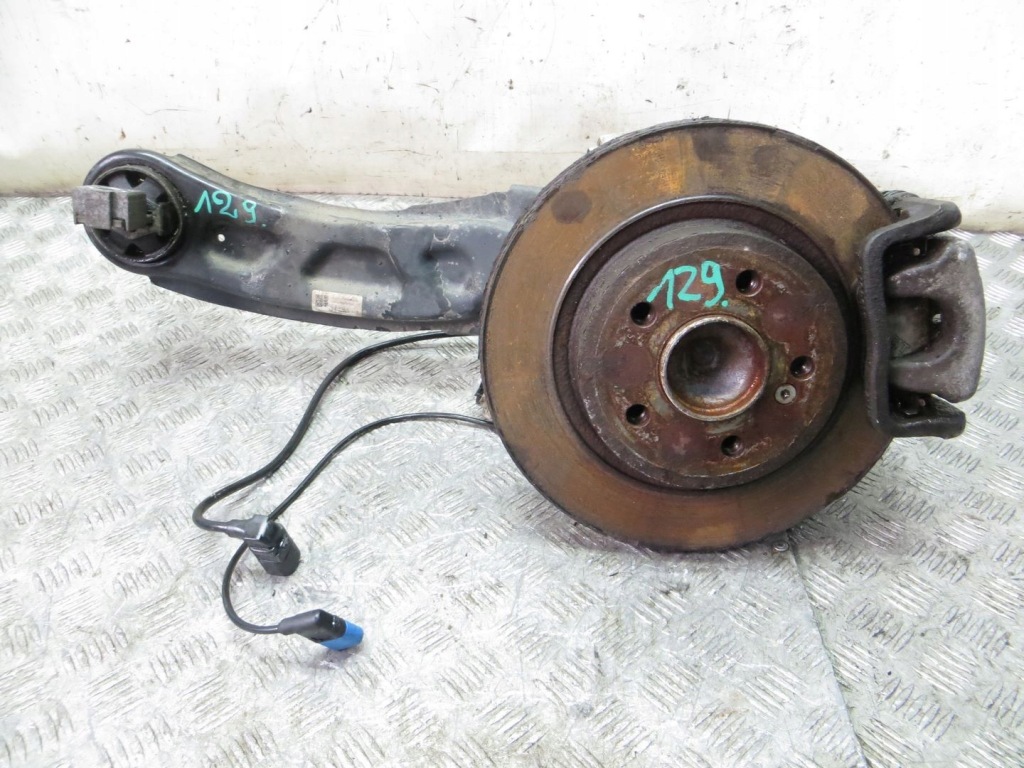 Купить Mercedes gla w156 x156 поворотный кулак левая задний  задняя 13-