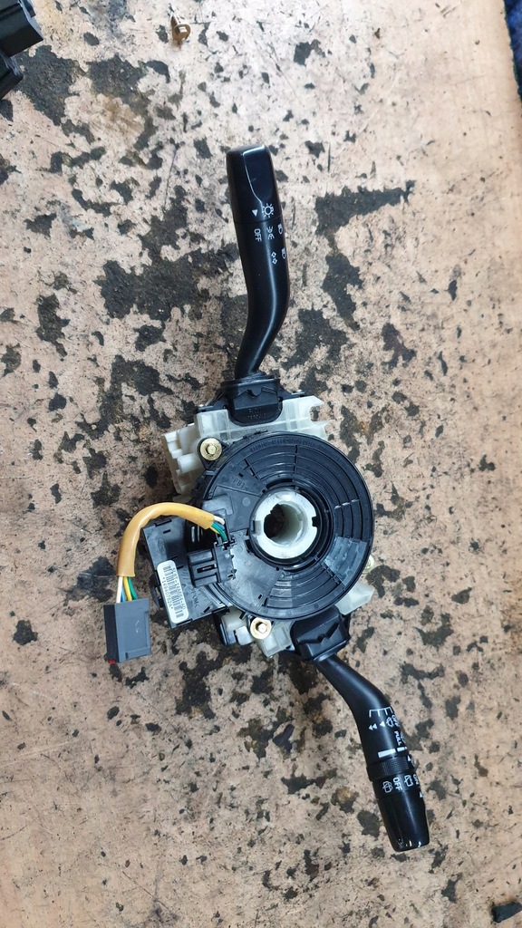 фото №1, Mazda tribute i переключатель комбинированный