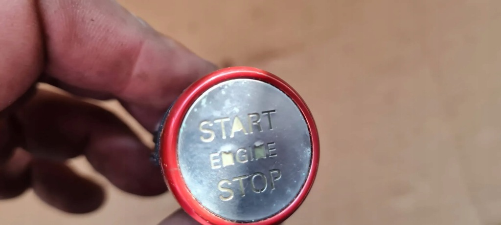 фото №1, A6 c7 4g a7 кнопка запуск стоп красный 4g1905217b