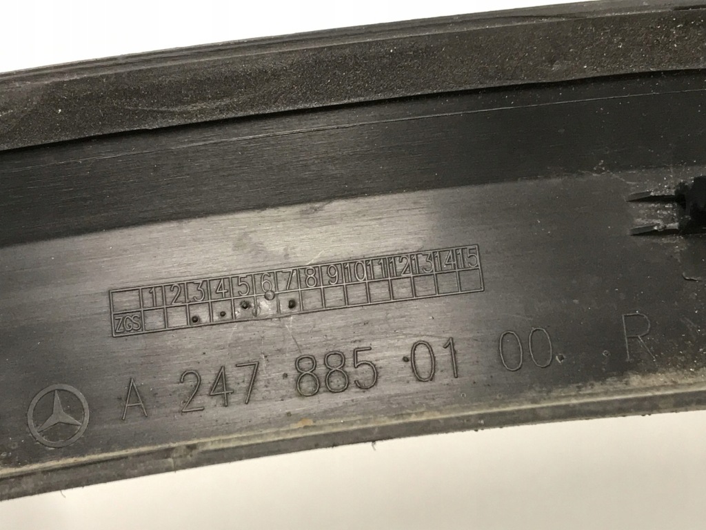 Молдинг крила передній правий w247 a2478850100 Оригінал
