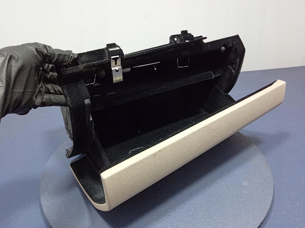 фото №5, Mercedes e klasa w212 lift бардачок пасажира eu a2126802491