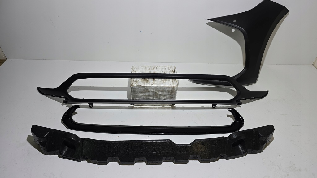 фото №1, Toyota bz4x бампер передний накладка абсорбер