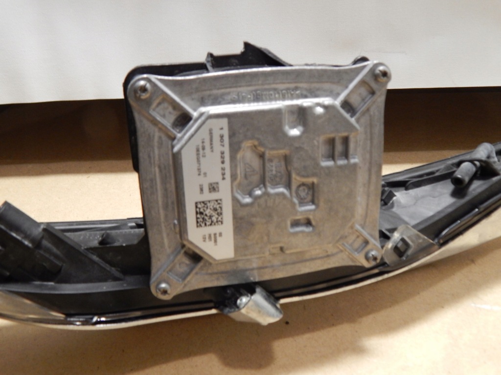 Lancia delta нижня фара лівий перед led денна + блок запалювання 1307329234 Зі Шроту