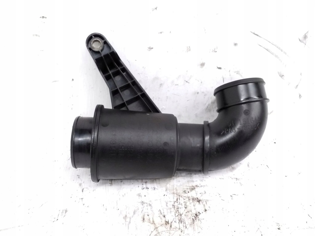 фото №1, Land rover range rover velar 2019 часть трубы впуска воздуха